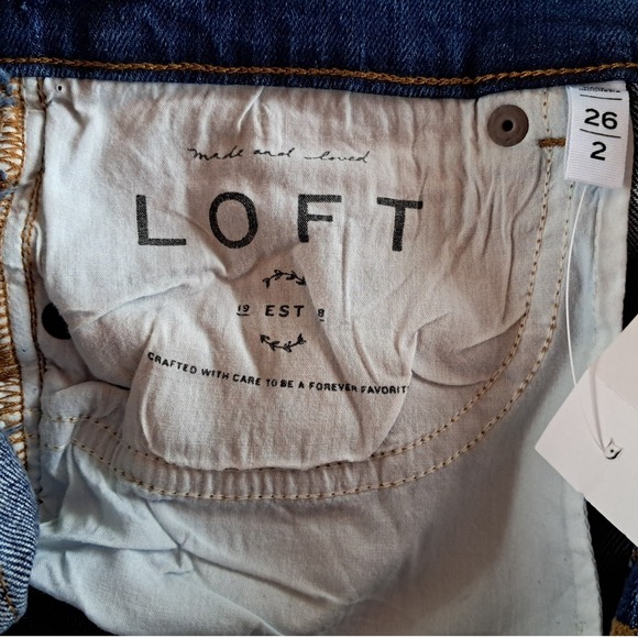 LOFT Womens Dark Wash Cuffed Denim Shorts Size 2 26 New With Tags 497001 - Picture 5 of 7